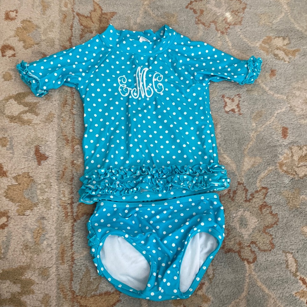 Like New Ruffle butts 2 piece monogrammed eMc initials